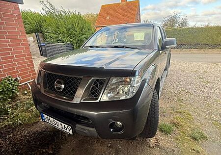 Nissan Navara Pickup Doppelkabine 4X4