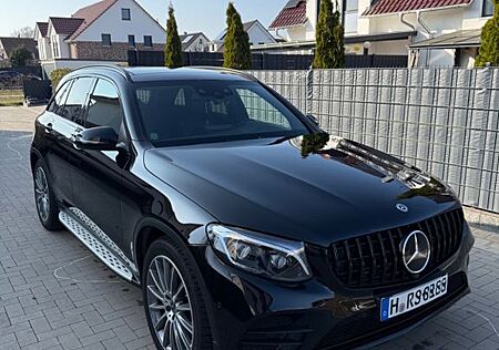 Mercedes-Benz GLC 350 d 4MATIC AMG Burmester Pano AHK Night-P