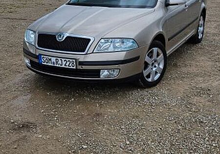 Skoda Octavia 2.0 FSI tiptronic Ambiente Ambiente