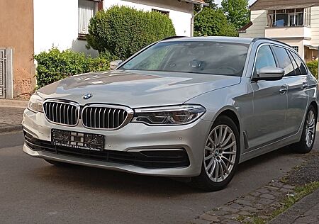 BMW 530d xDrive Touring A -