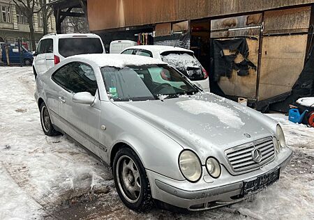 Mercedes-Benz CLK 230 Coupé KOMPRESSOR Sport Automatik Klima