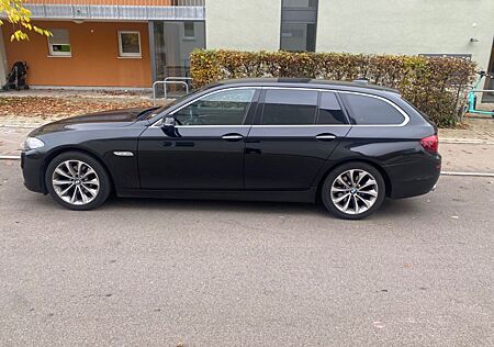 BMW 520d xDrive Touring A -