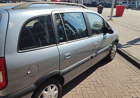 Opel Zafira 1.6 16V N Joy