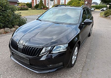 Skoda Octavia Combi Style+Panorama+Unfallfrei