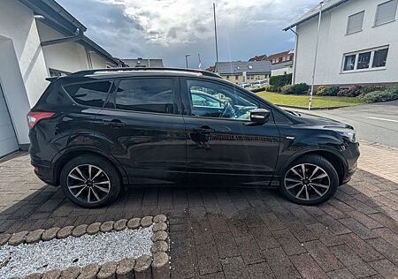 Ford Kuga 1,5 EcoBoost 4x2 110kW ST-Line ST-Line