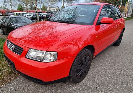 Audi A3 1.6 L,102PS,TÜV NEU Nur 145250km