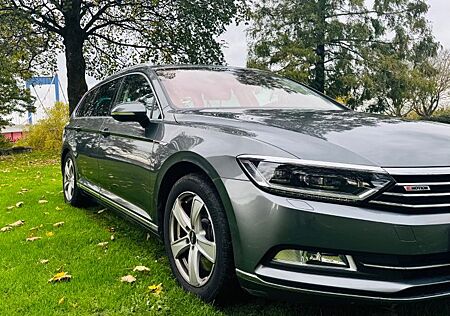 VW Passat Variant Volkswagen Highline BMT 4Motion DSG LEDER