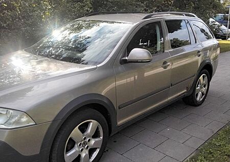 Skoda Octavia Combi Scout Edition 4X4 ALLRAD