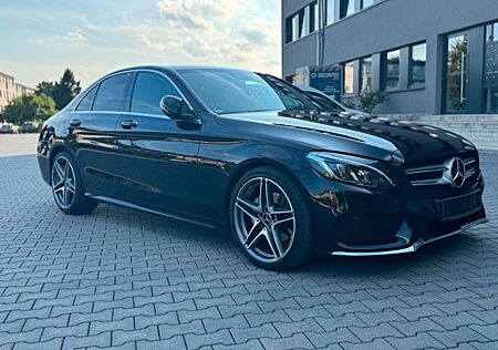 Mercedes-Benz C 220 d 4MATIC AMG Line Autom. AMG Line