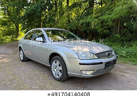 Ford Mondeo 1.8 Lim. Ghia !TÜV+INSPEKT.NEU/GARANTIE!