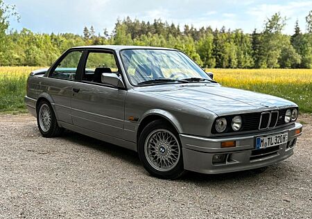 BMW 320 is "Italo M3" !! Servo, FH, Sammlerstück !!