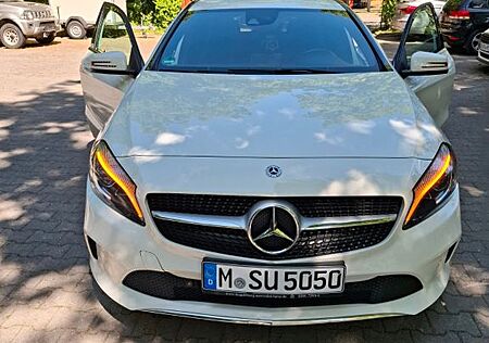 Mercedes-Benz A 160 -