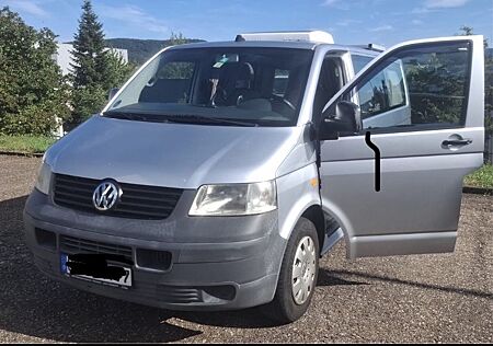 VW T5 Volkswagen 2,5TDI BJ 2004, Autom., Camper Umbau, TÜV neu