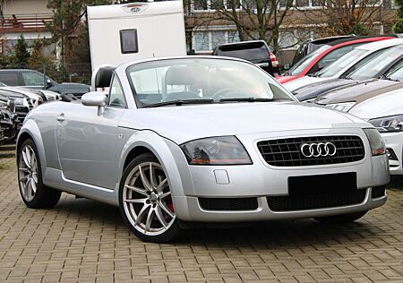 Audi TT Roadster 1.8 T/Leder/Bose/Sitzhzg/Klima/Navi