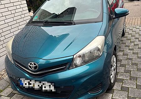 Toyota Yaris 1,33-l-Dual-VVT-i Life Life