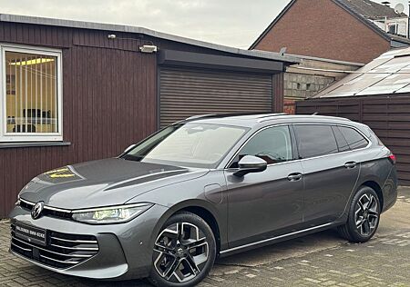VW Passat Variant Volkswagen 1.5 TSI eHybrid Elegance PANO IQ
