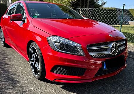 Mercedes-Benz A 180 AMG Line AMG Line