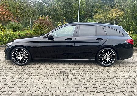 Mercedes-Benz C 300 T AMG Pano, HUD, Standh. Distronic