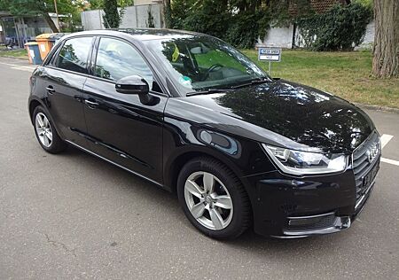 Audi A1 Sportback 25 TFSI edition one