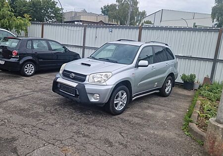 Toyota RAV 4 2.0-l-D-4D 4x4 Klima Anhängerkupplung