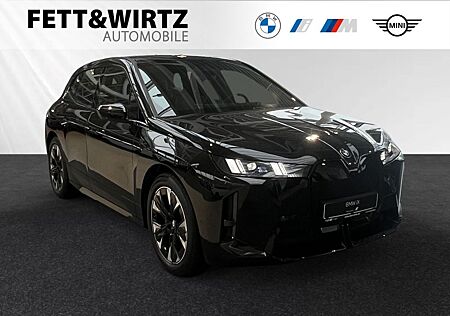 BMW iX xDrive45 *effekt. Zins 0,49% (inkl.GAP)*