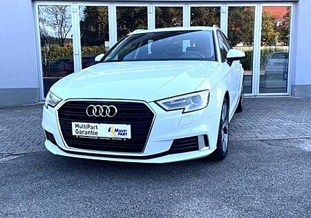 Audi A3 Sportback 30 TFSI sport Xenon Navi