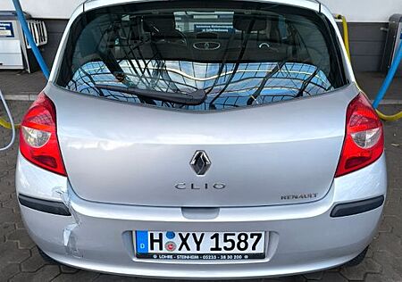 Renault Clio Edition Dynamique 1.6 16V 65kW Edition ...
