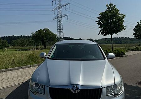 Skoda Superb 2.0 TDI Family Combi Family