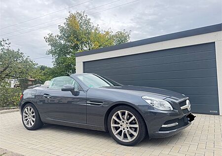Mercedes-Benz SLK 200 Cabriolet