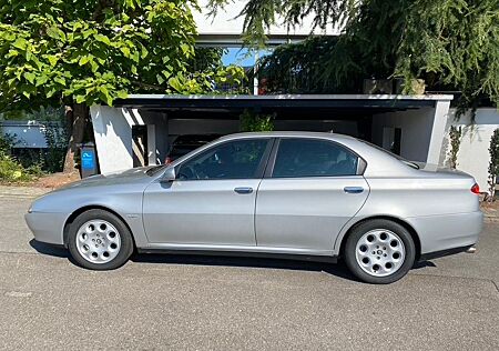 Alfa Romeo 166 3.0 V6 Super