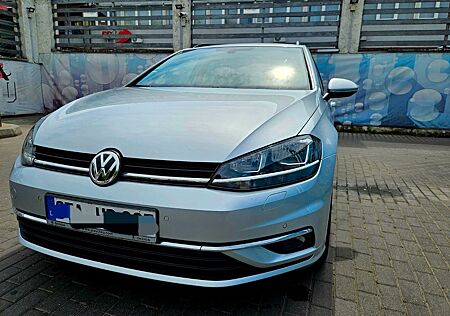 VW Golf Volkswagen 2.0 TDI SCR DSG Comfortline Variant Com...