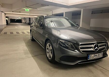 Mercedes-Benz E 200 d T Autom. -