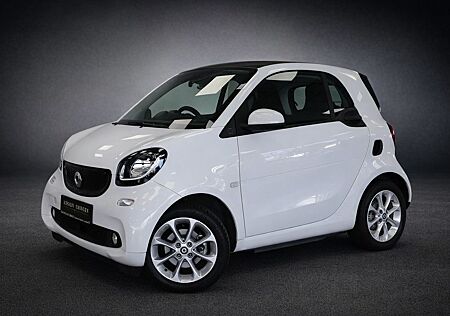 Smart ForTwo EQ Coupe PASSION*NAVI*PANO*KAM*TEMP*SITZH