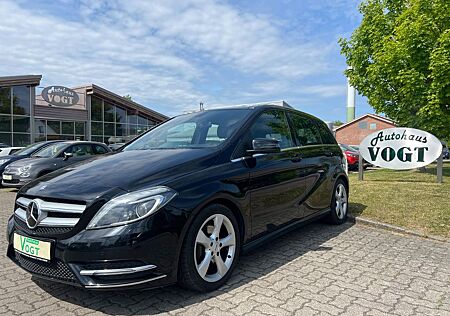 Mercedes-Benz B 200 B -Klasse PANO/TEMP/SHZ/AHK/PDC/NAVI/1HD