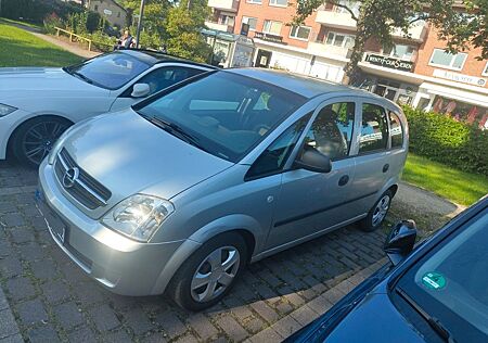 Opel Meriva 1.6 -