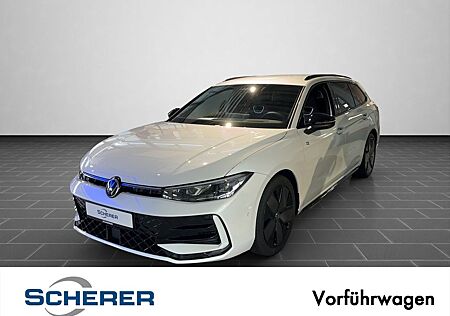 VW Passat Variant Volkswagen Passat R-Line 4Motion 193PS TDI 19Zoll/IQLIGHT/P