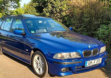 BMW 530iA Touring M Individual