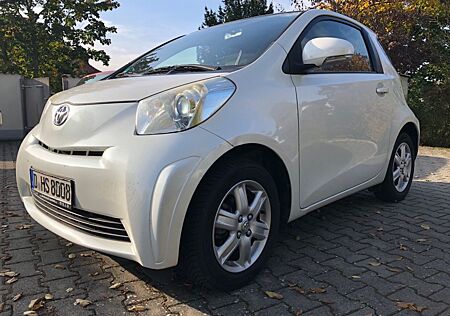 Toyota iQ 1.4D 1. Hand, Scheckheft, TÜV neu