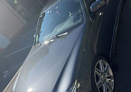 Mercedes-Benz E 220 Mercedes E220 W212 E63 AMG Optik Rückfahrkamera