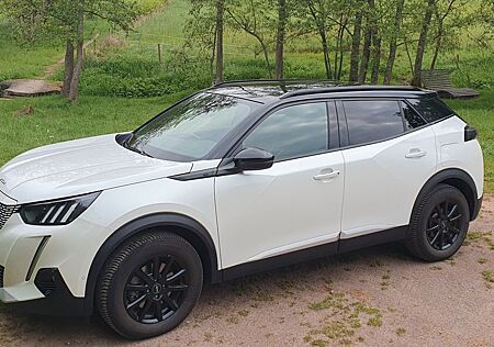 Peugeot 2008 136 GT weiß