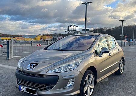 Peugeot 308 Sport Plus 120 VTi Panoramadach + CarPlay