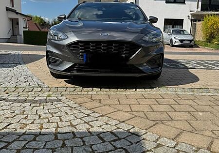 Ford Focus 1,0 EcoB Hybrid 114kW ST-Line Style Tu...