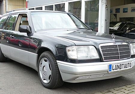 Mercedes-Benz E 300 TD Kombi, 1.Hand, Leder, Klima, H-Zul.