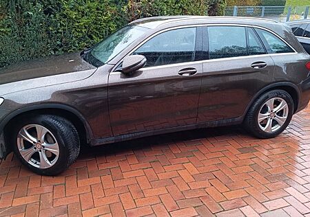 Mercedes-Benz GLC 220 d 4MATIC Autom. -
