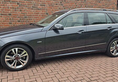 Mercedes-Benz E 250 CDI T BlueEFFICIENCY ELEGANCE ELEGANCE