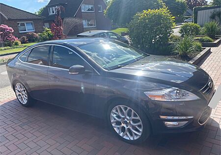 Ford Mondeo 2,2TDCi 147kW DPF Titanium X Titanium X