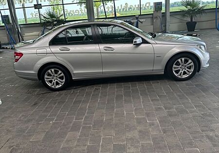 Mercedes-Benz C 200 CDI BlueEFFICIENCY -