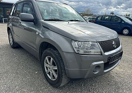 Suzuki Grand Vitara 2.0 Club * AHK * 4x4