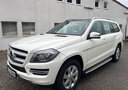 Mercedes-Benz GL 350 BlueTec 4Matic / 7 Sitze