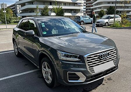 Audi Q2 30 TFSI sport sport